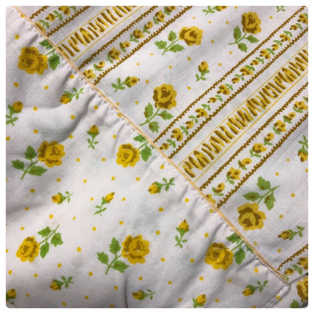 Vintage yellow floral twin flat sheet no iron